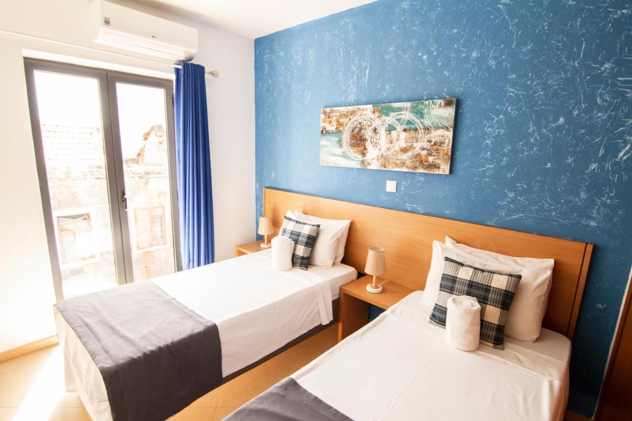 Deluxe Aparthotel Praia Exterior photo